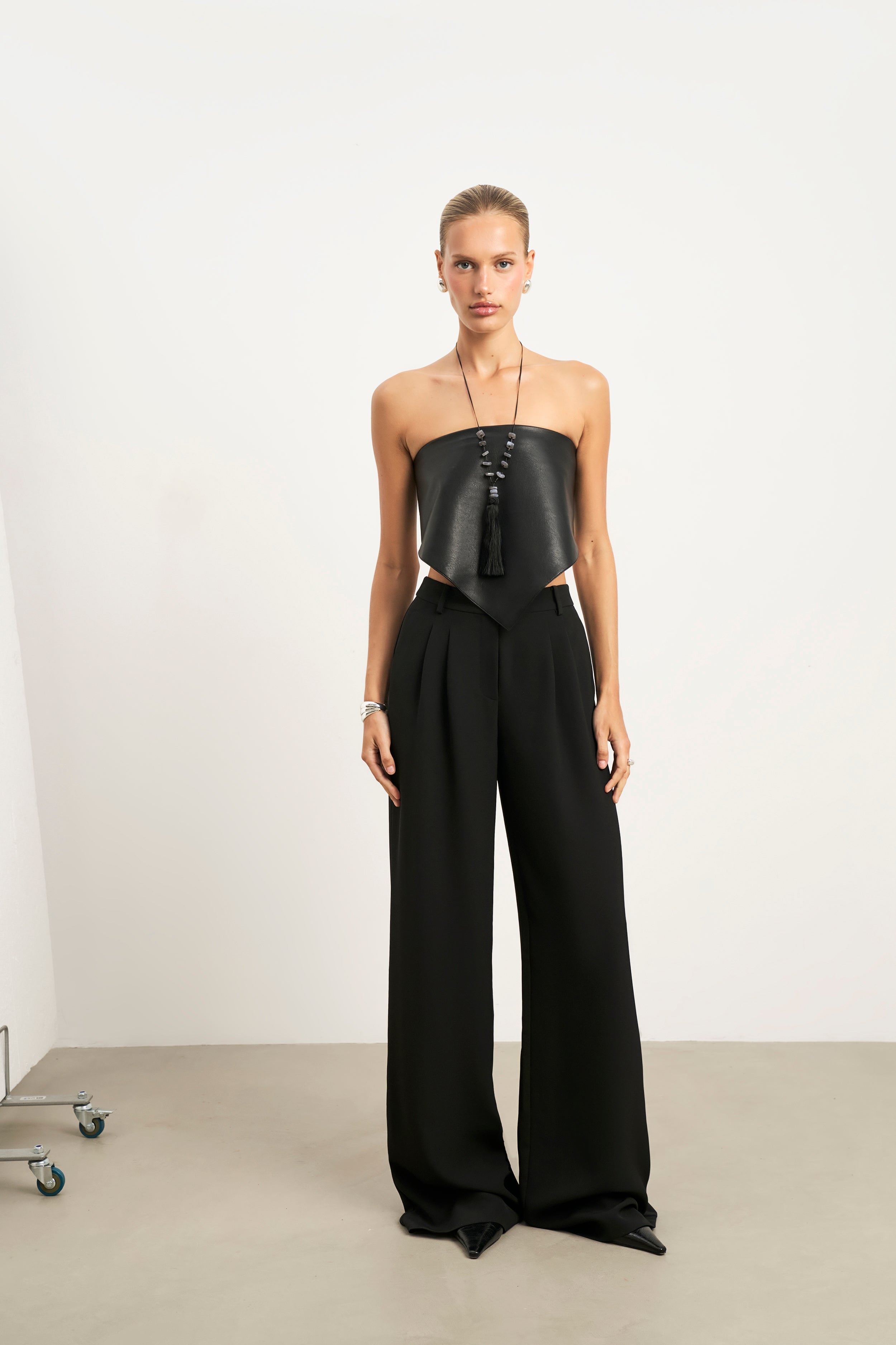 Leather Triangle Scarf - Black