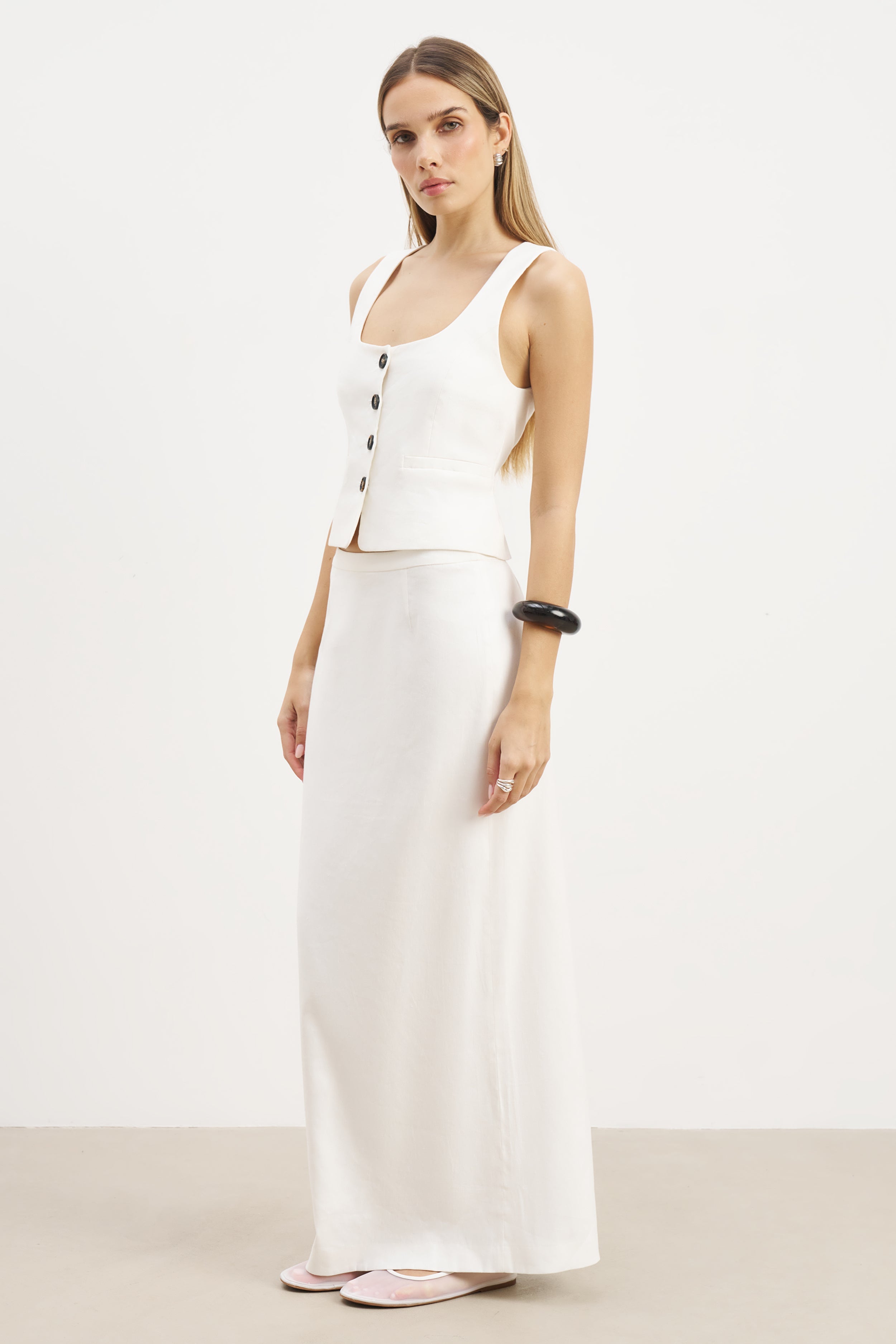 Scoop Neck Linen Waistcoat - White