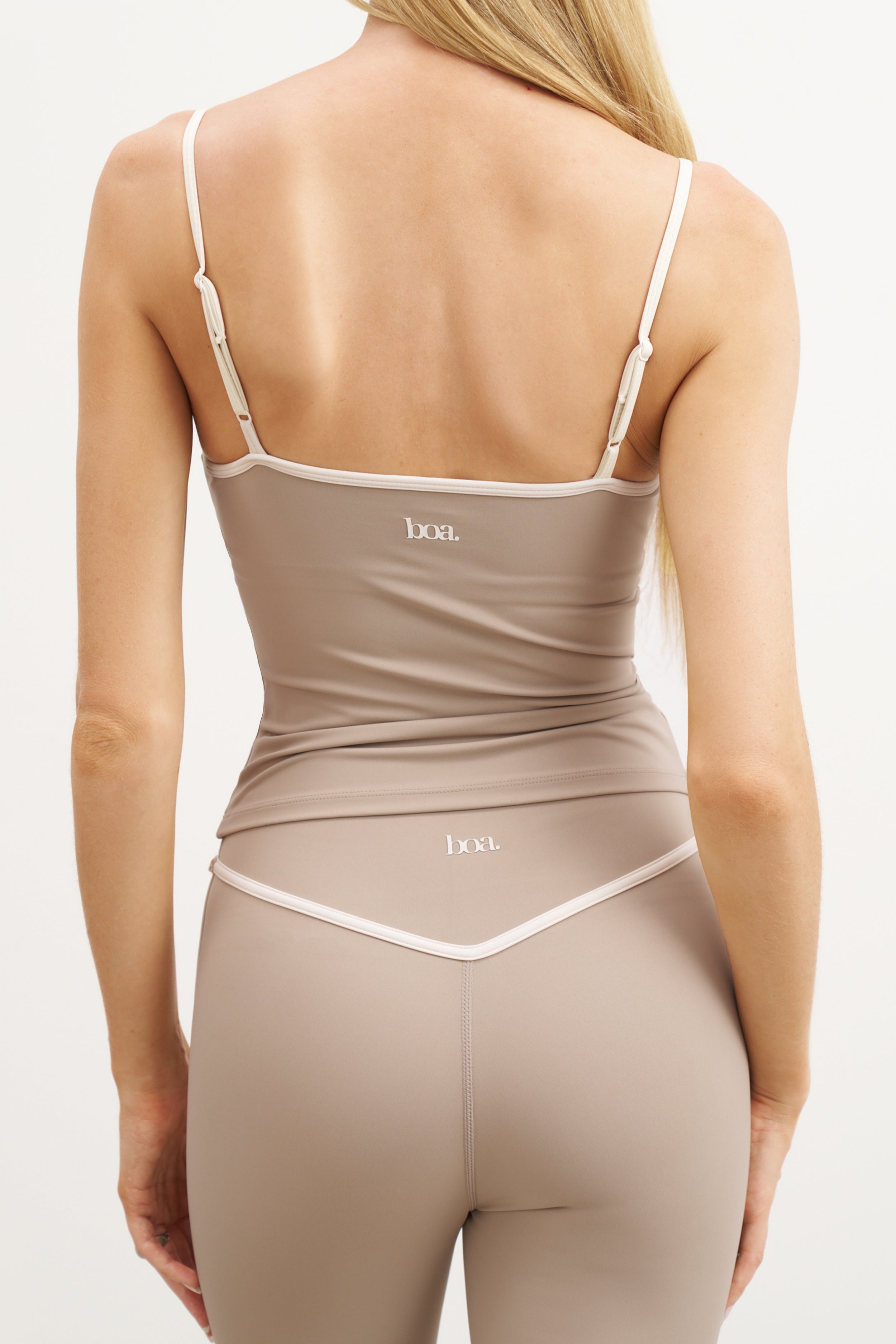 Base Contrast Trim Cami Top - Taupe/Tofu