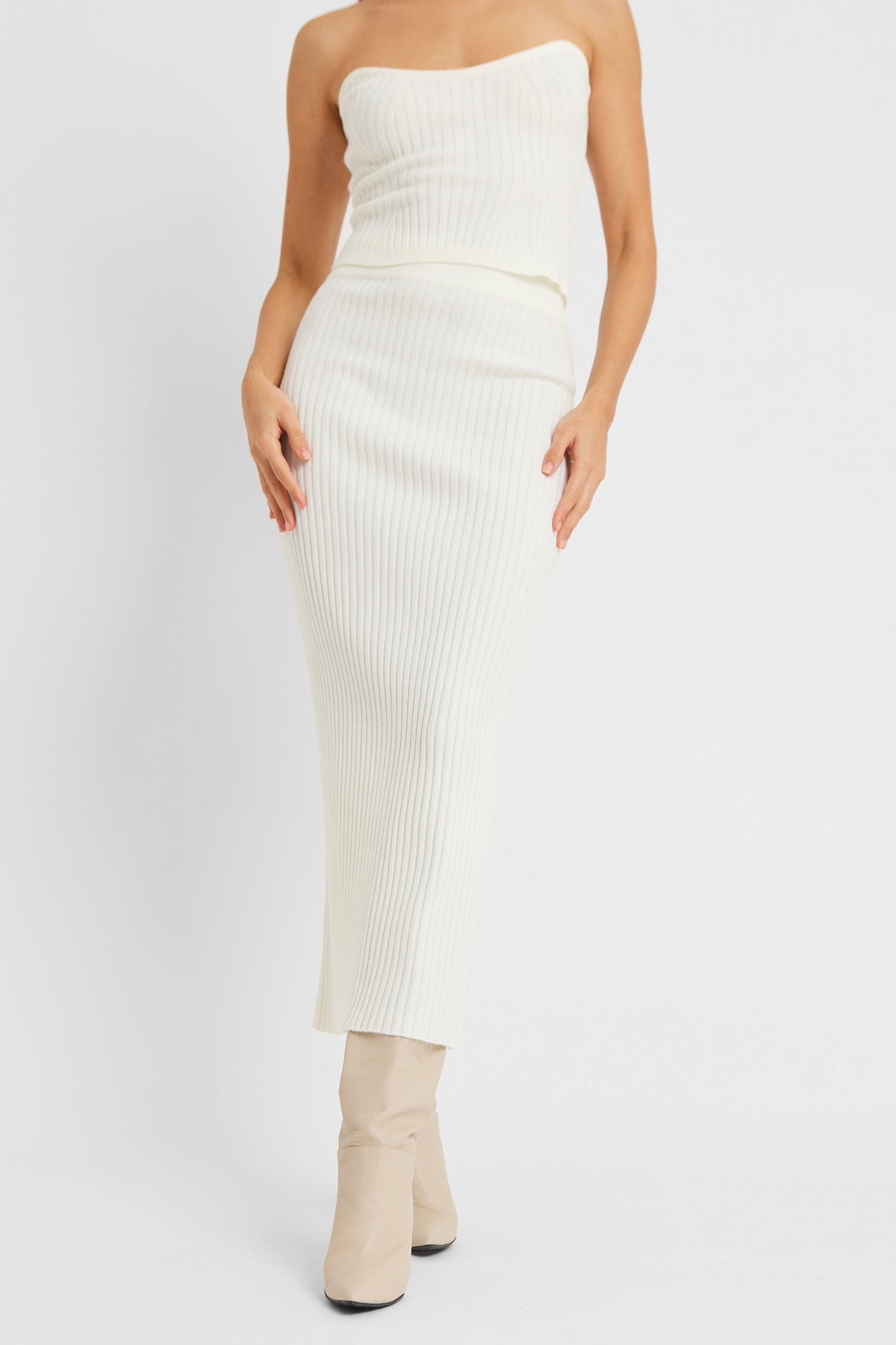 Ribbed Knit Midi Skirt - Cream