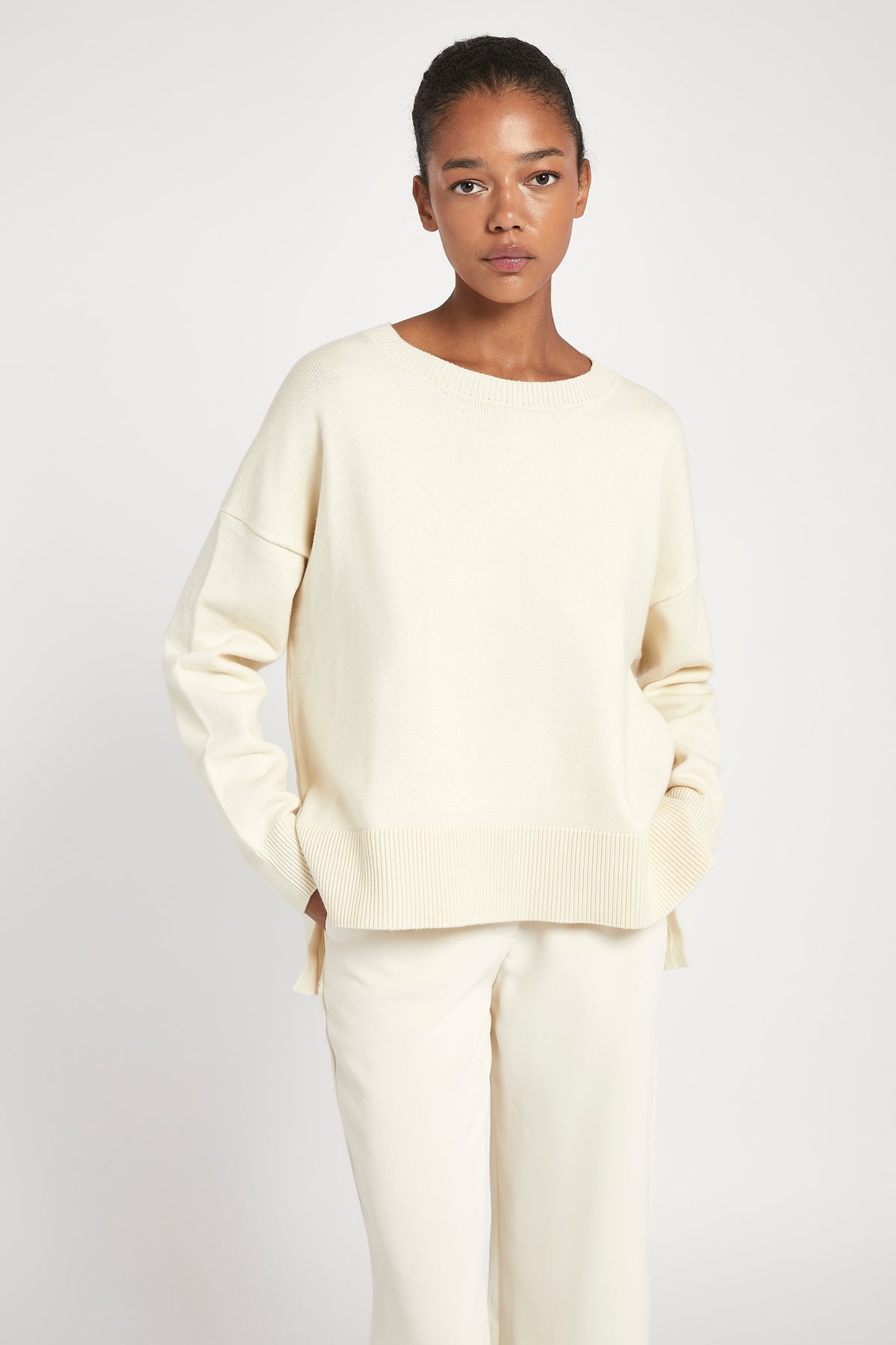 Relaxed Dropped Shoulder Jumper - Cream