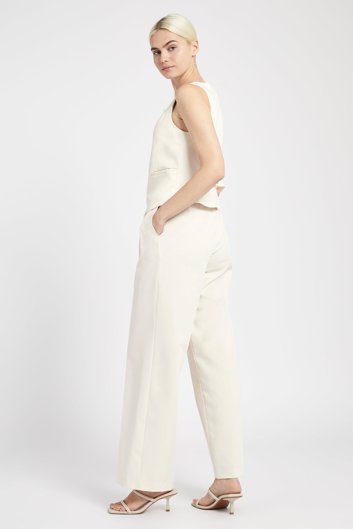 Boxy Waistcoat - Ecru