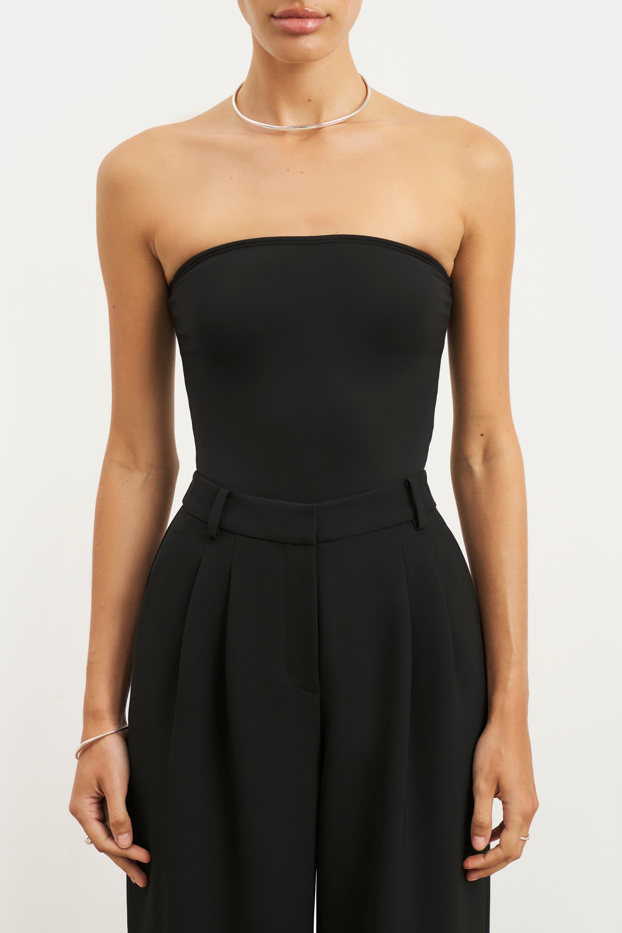 Effortless Pleated Wide Leg Trousers - Black