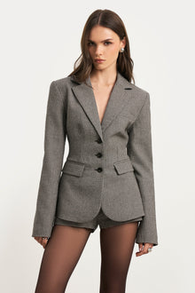 Single Breasted Cinched Waist Blazer - Houndstooth