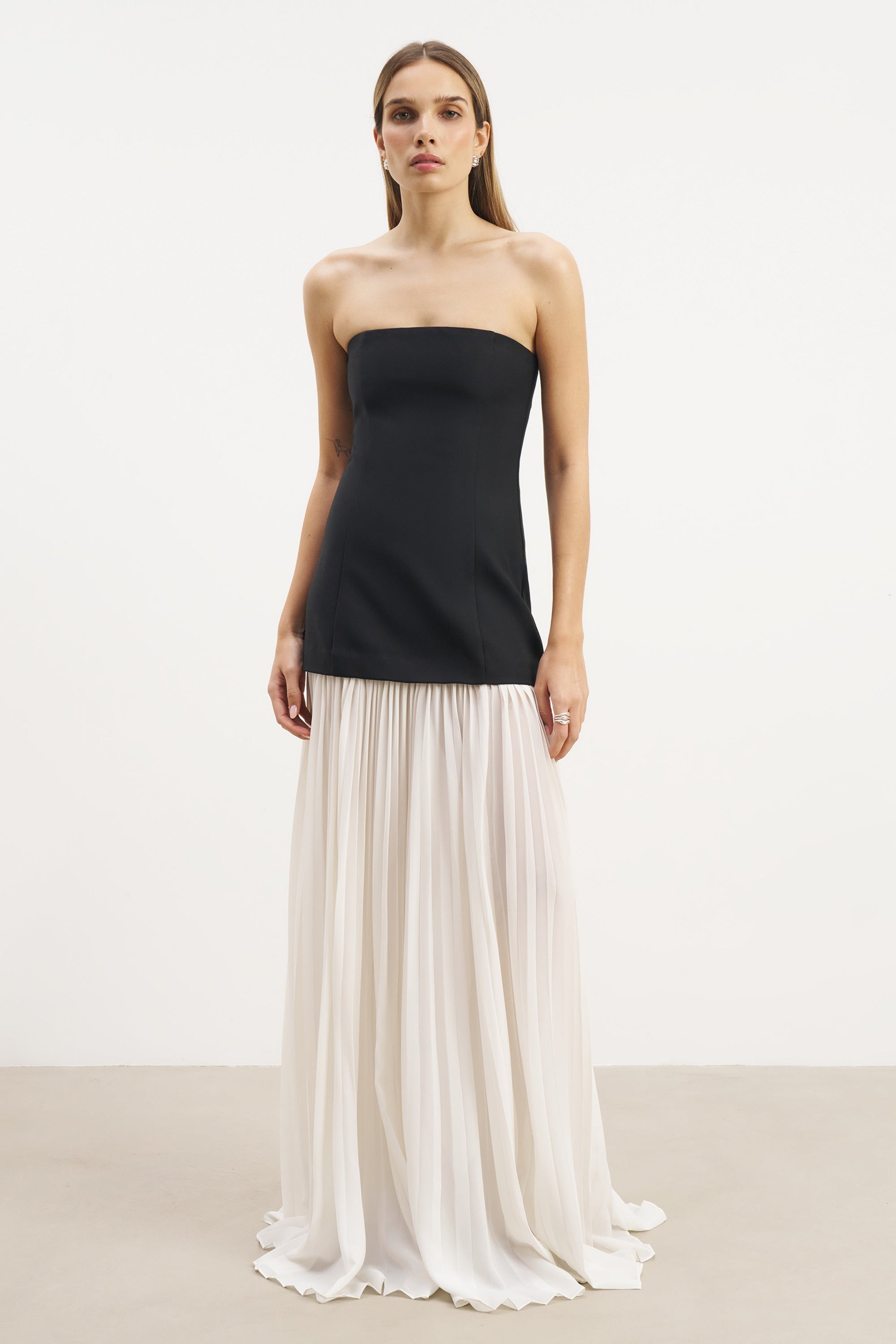 black structured bodice maxi dress After Six Women's Embroidered Bodice Strapless Gown - Black