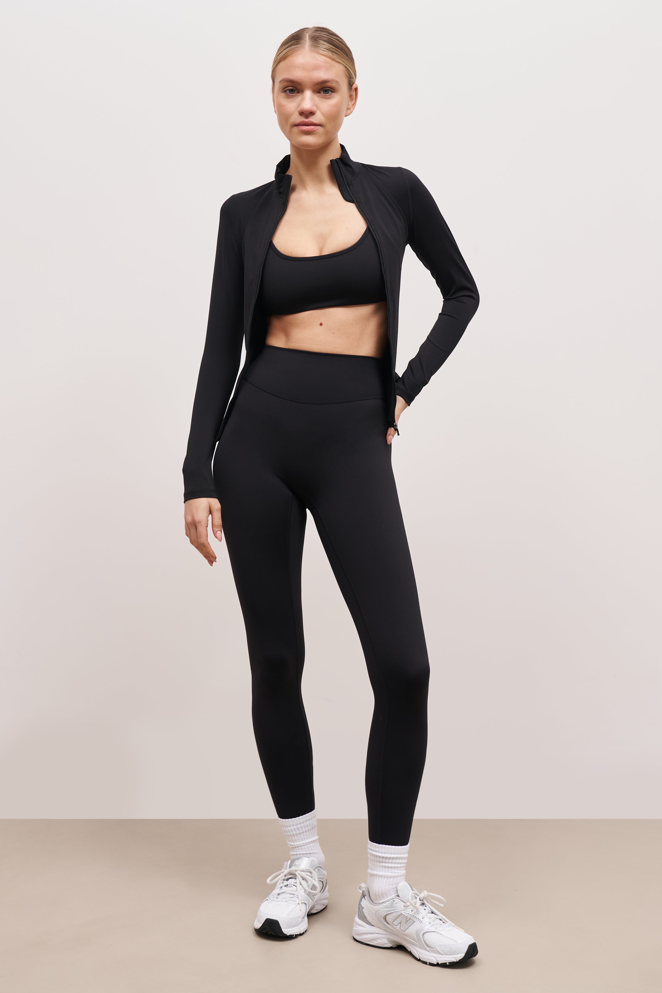 Base Sculpting Zip Up Jacket - Black | BOA