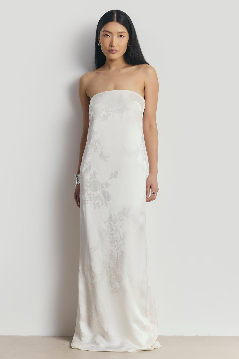 The White Edit | BOA The White Edit | BOA