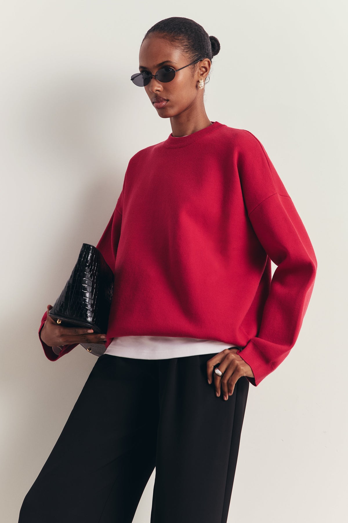 Relaxed Dropped Shoulder Crew Neck Jumper - Scarlet