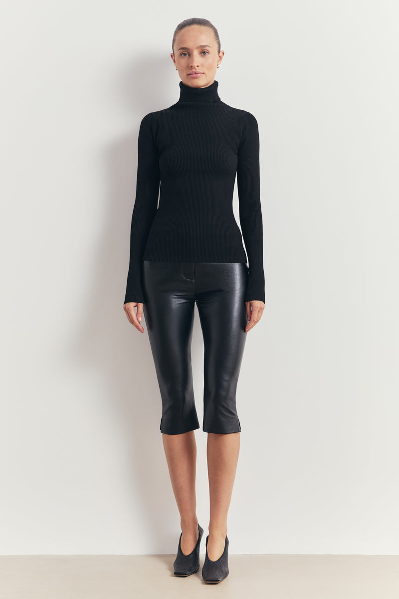 Ribbed Knit Turtleneck Jumper - Black