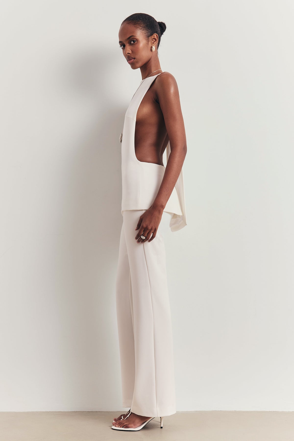 Clean Cut Low Rise Straight Leg Trousers - White