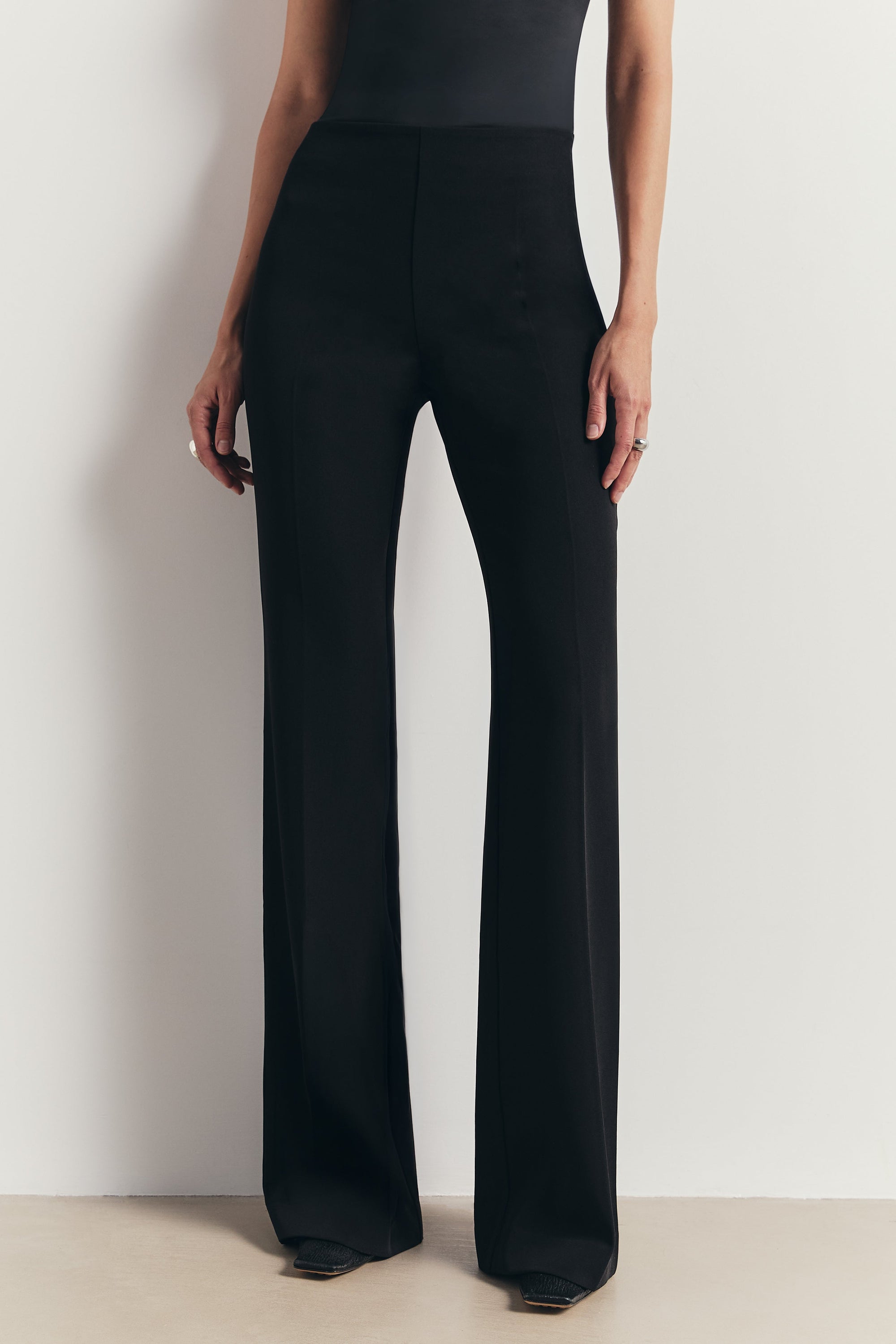 Tailored Clean Cut Wide Leg Trousers - Black