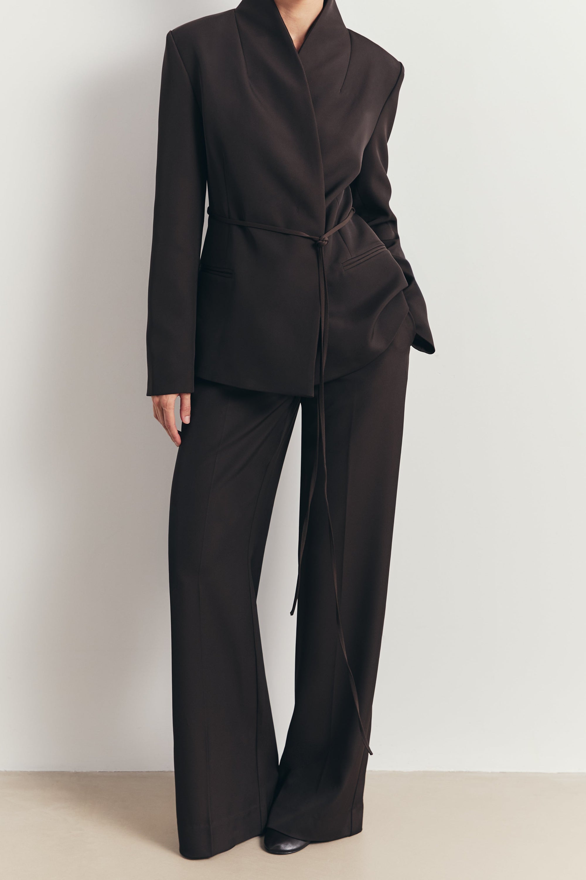 Tailored High Rise Wide Leg Trousers - Java